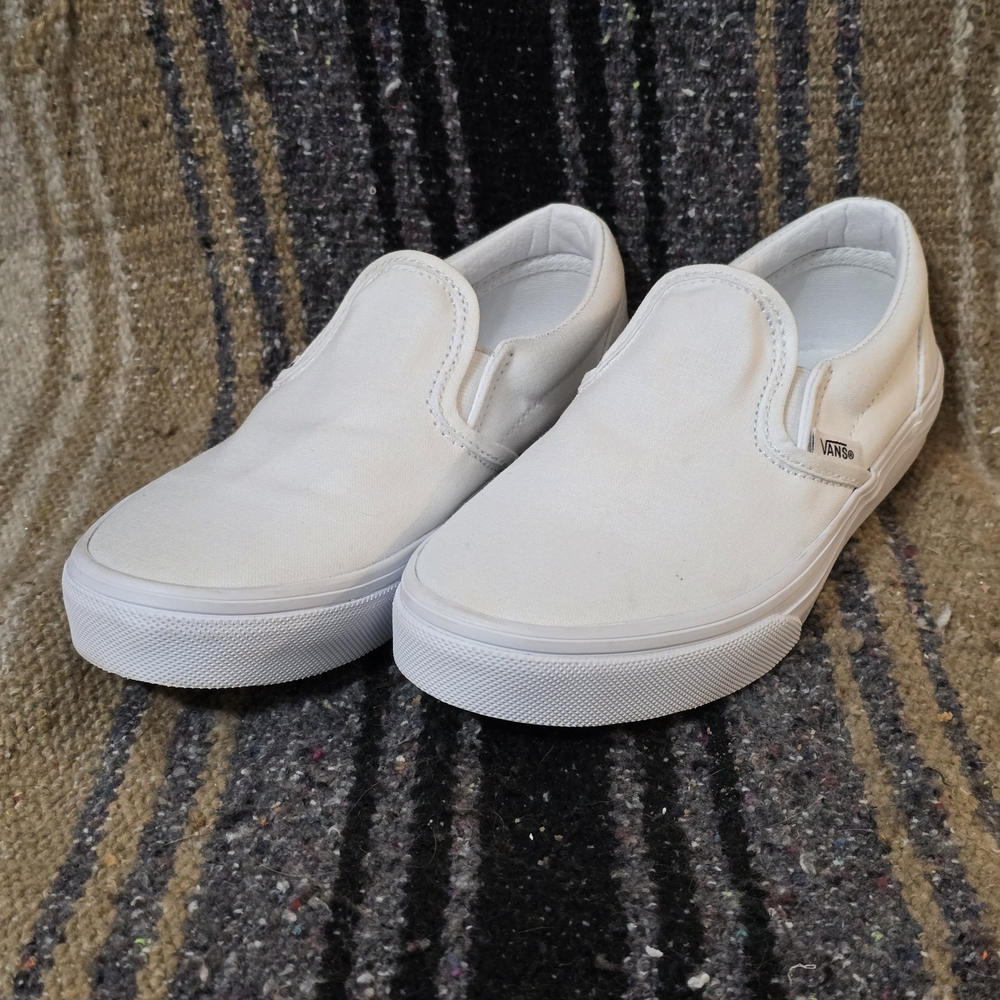 VANS Classic White Canvas Slip-On Kids Sneakers Size 2.5